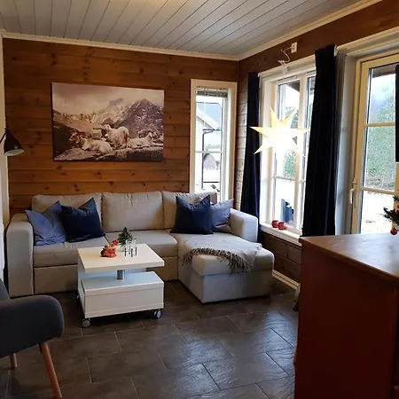 Voss Cabin *