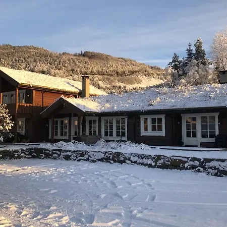 Voss Cabin * スクレスタドゥモ