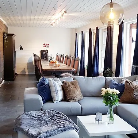 Feriehus Voss Cabin *