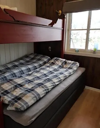 Voss Cabin