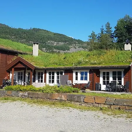 Voss Cabin