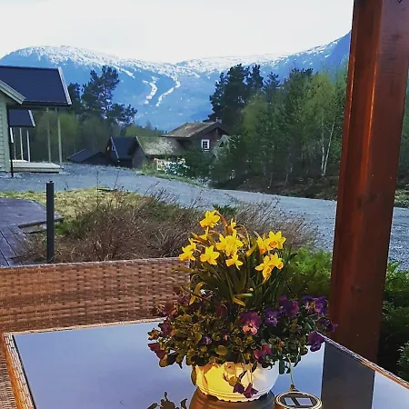 Feriehus Voss Cabin Skulestadmo